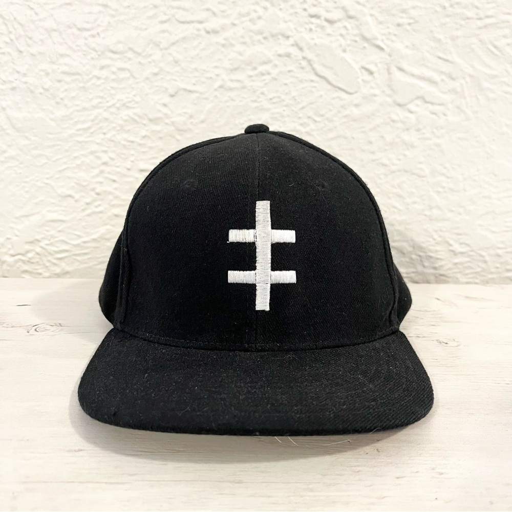 Vintage Marilyn Manson Hat Y2K 2000s Black Double Cross Medium Large - Picture 12 of 12
